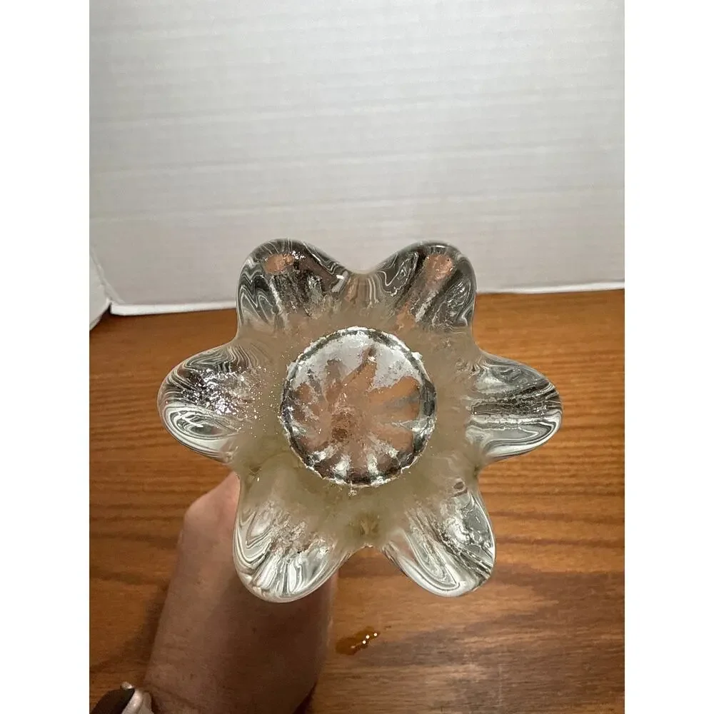 Clear Glass Bud Vase Twisted Ribbed Stem Flower Petal Base 8